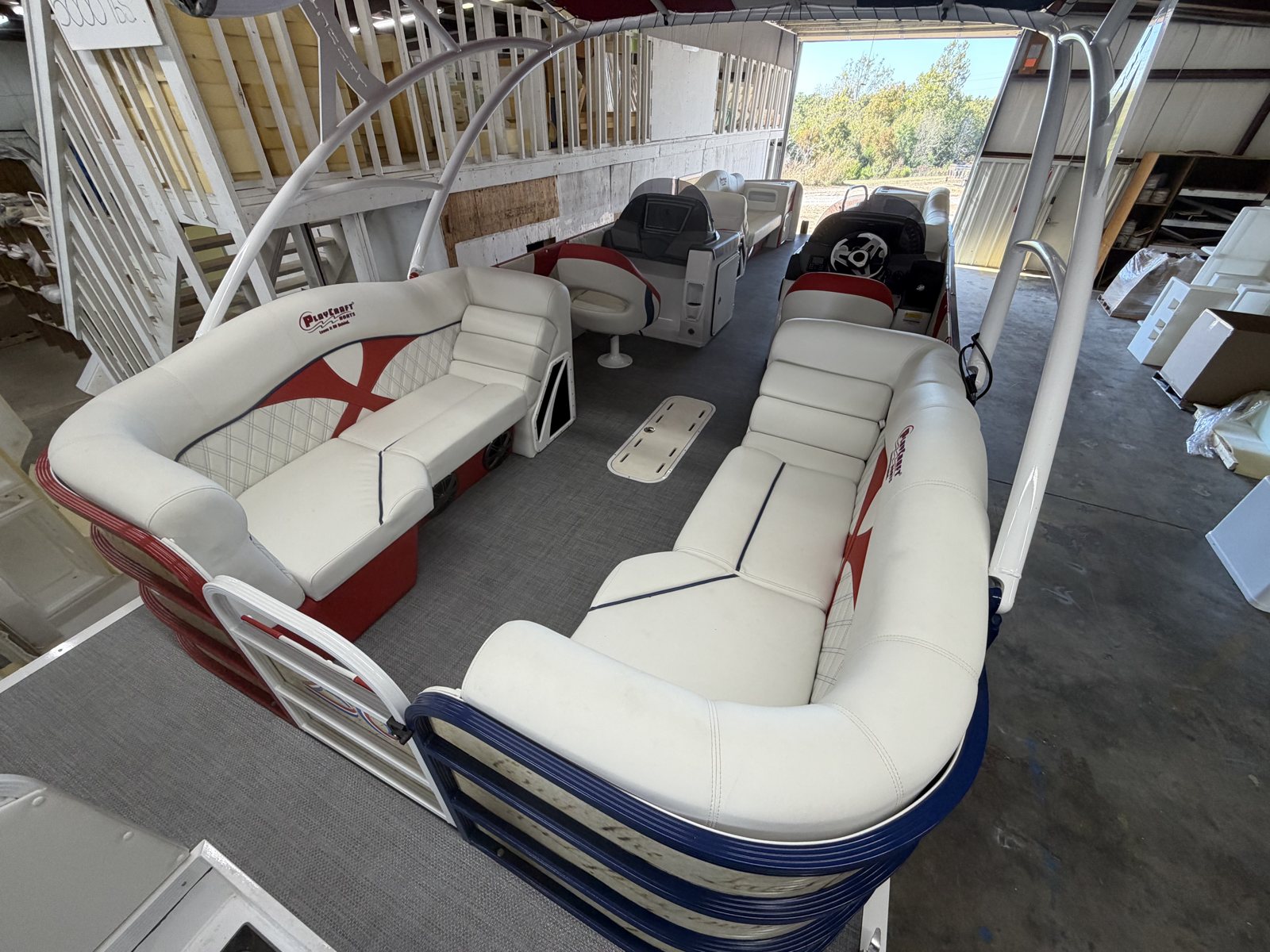 2027 PlayCraft 2900 Xscape Twin – 250th America Edition – usa interior 09