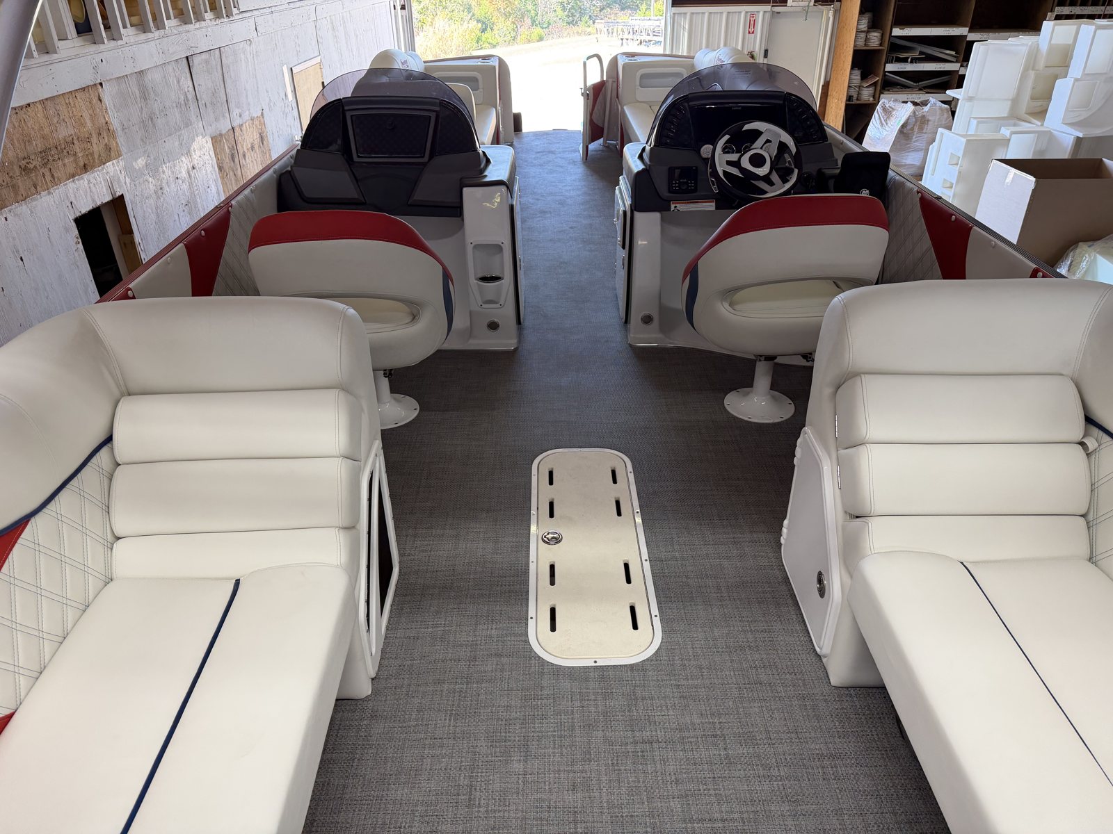 2027 PlayCraft 2900 Xscape Twin – 250th America Edition – usa interior 12
