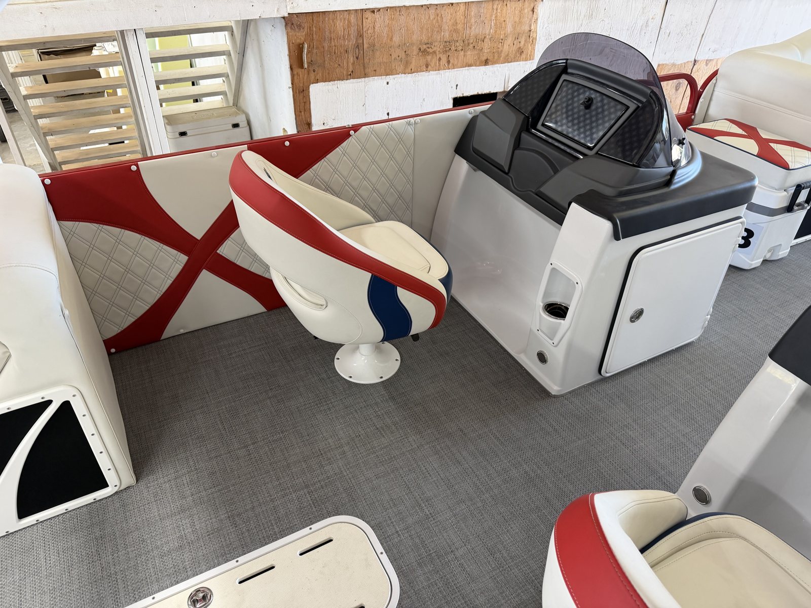 2027 PlayCraft 2900 Xscape Twin – 250th America Edition – usa interior 13