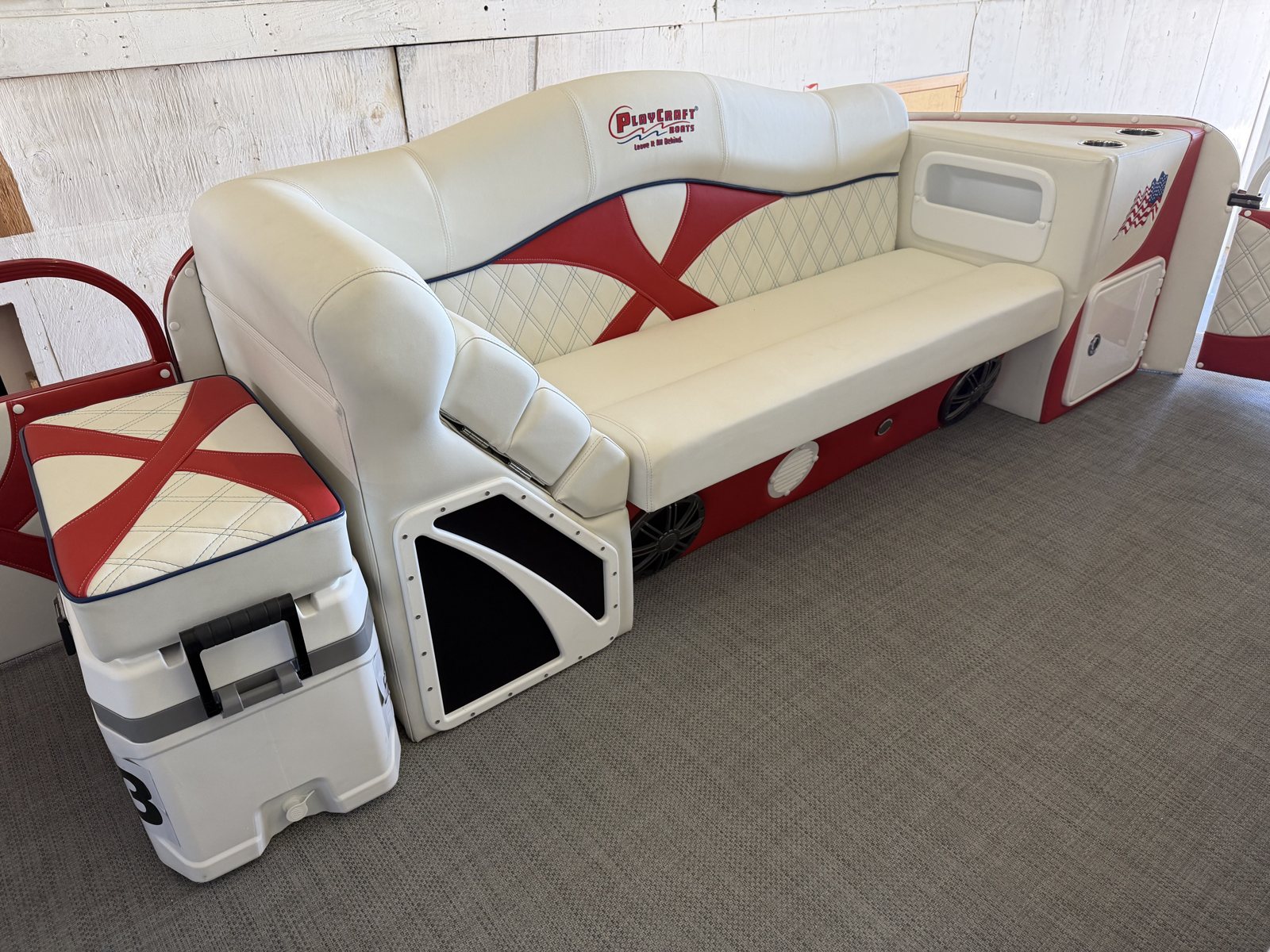 2027 PlayCraft 2900 Xscape Twin – 250th America Edition – usa interior 21