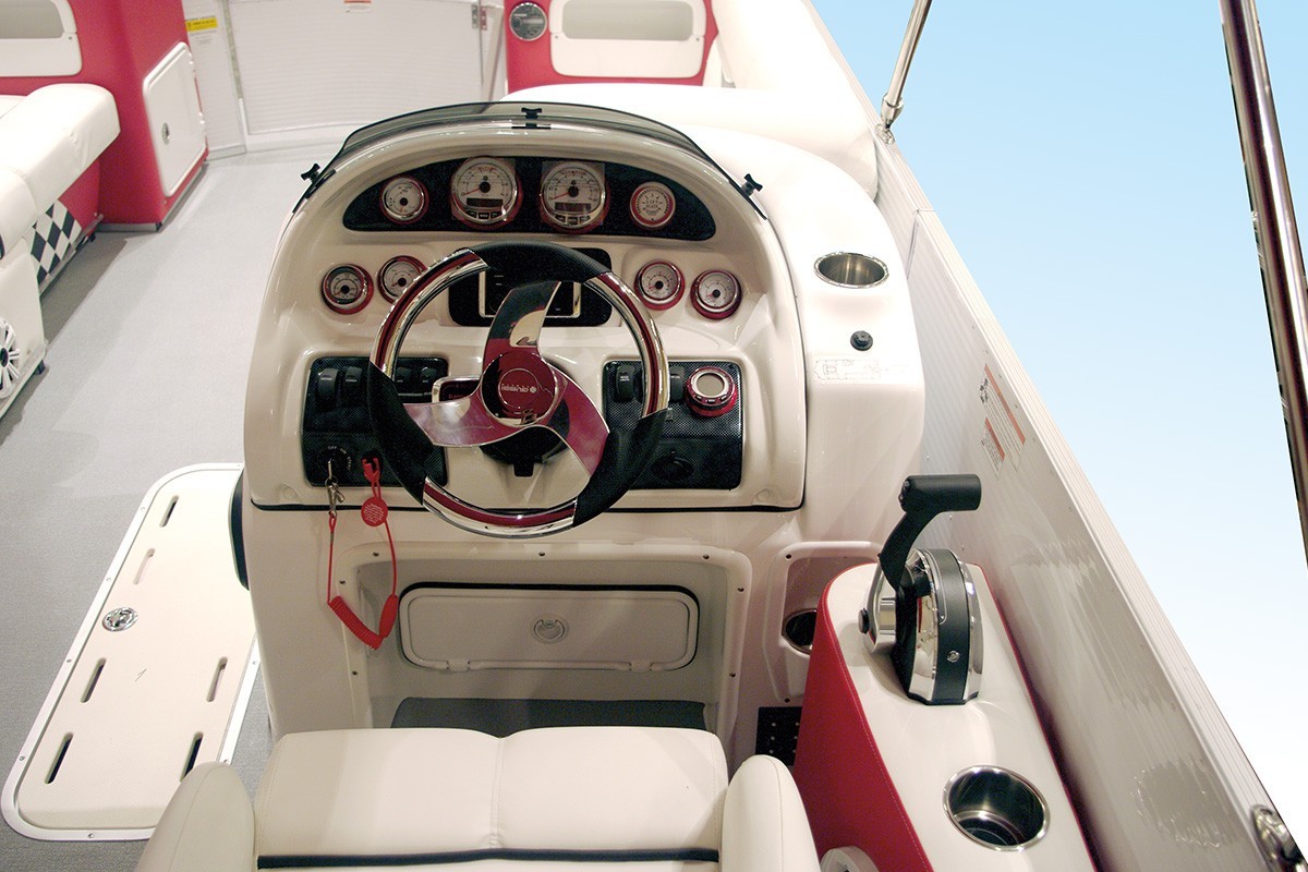 2300 Daytona 23' Pontoon Boat PlayCraft Boats