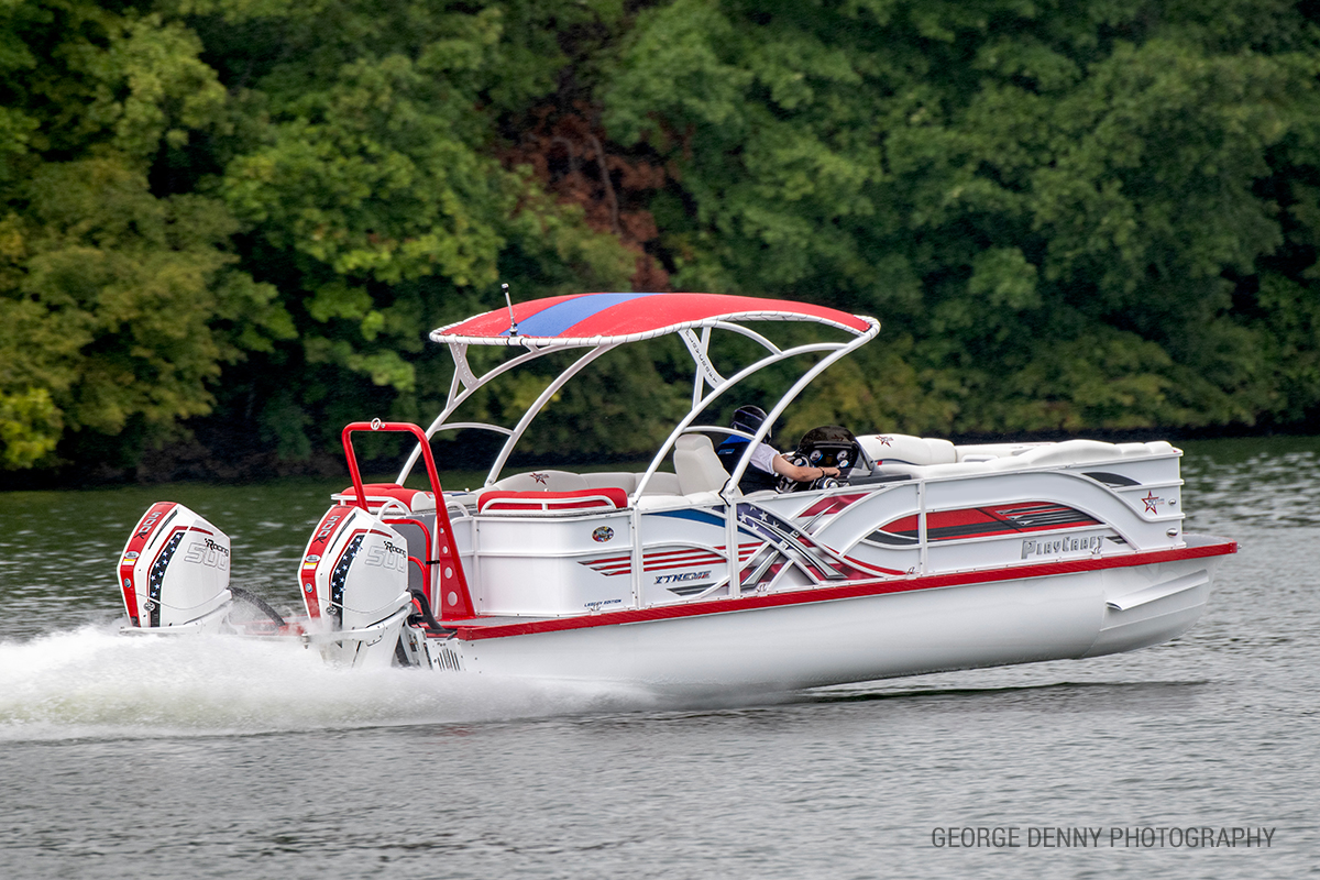 2024-Legacy-Pontoon-Running-Rear-side